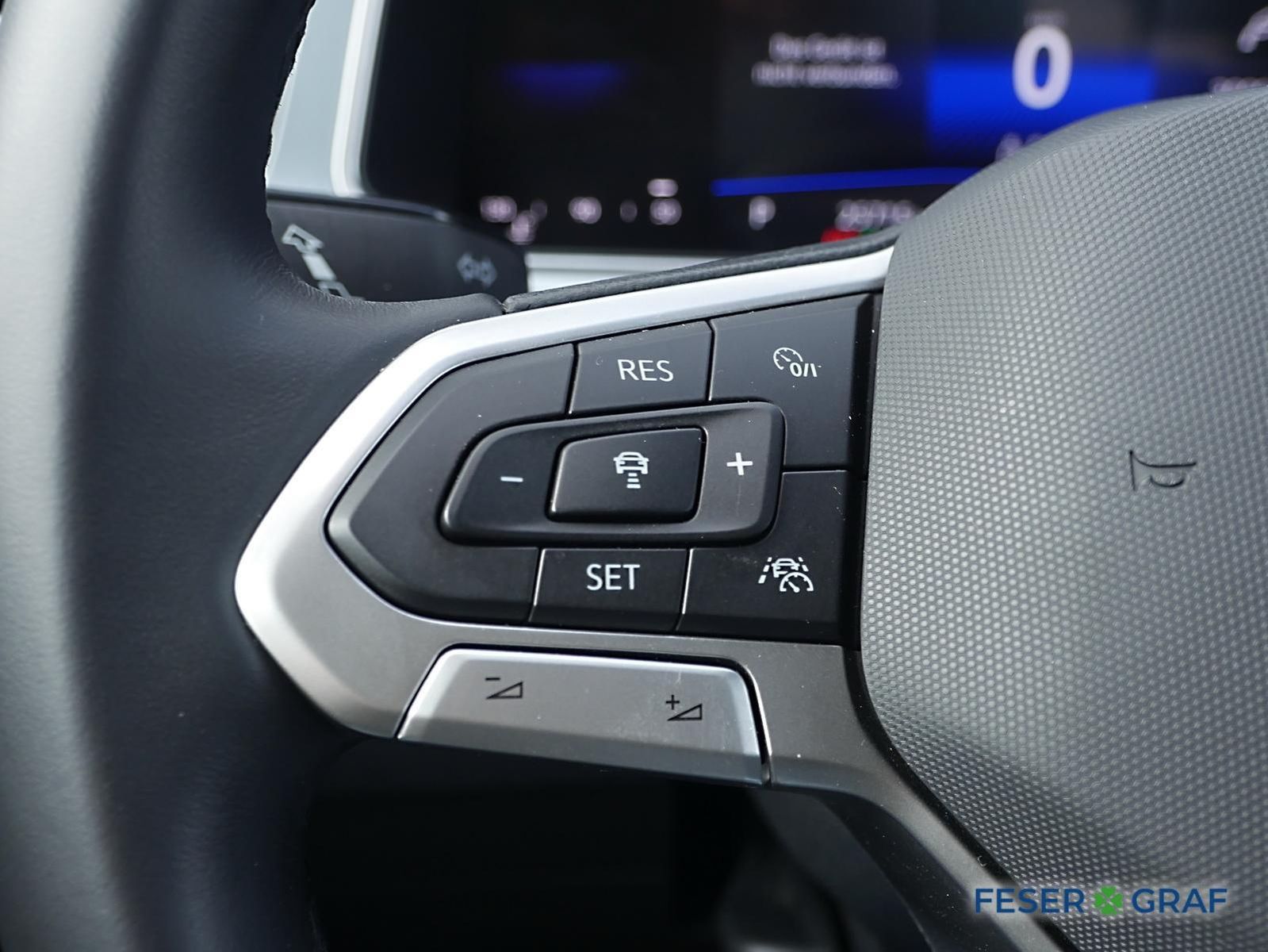 Volkswagen T-Roc - Bild 12