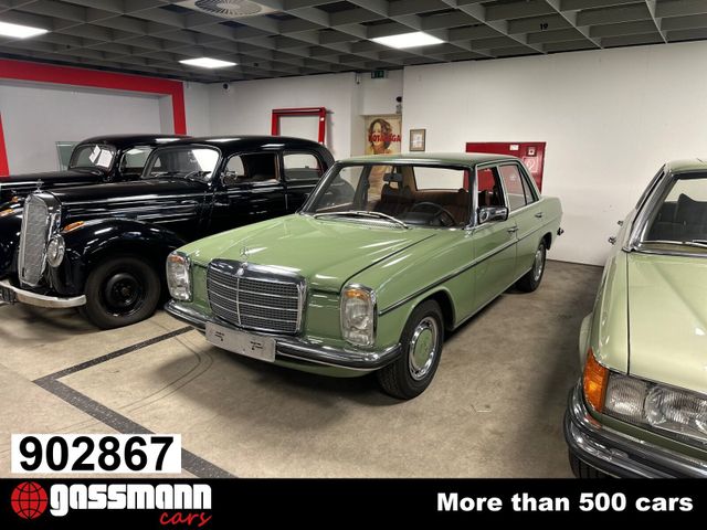 Mercedes-Benz 240D /8 - W115 D