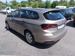 Fahrzeugabbildung Fiat Tipo Kombi Easy 1.0