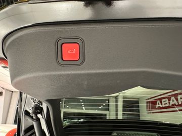 Bild 26 Alfa Romeo Junior Ibrida 1.2 VGT 48V-Hybrid 100 kW Speciale