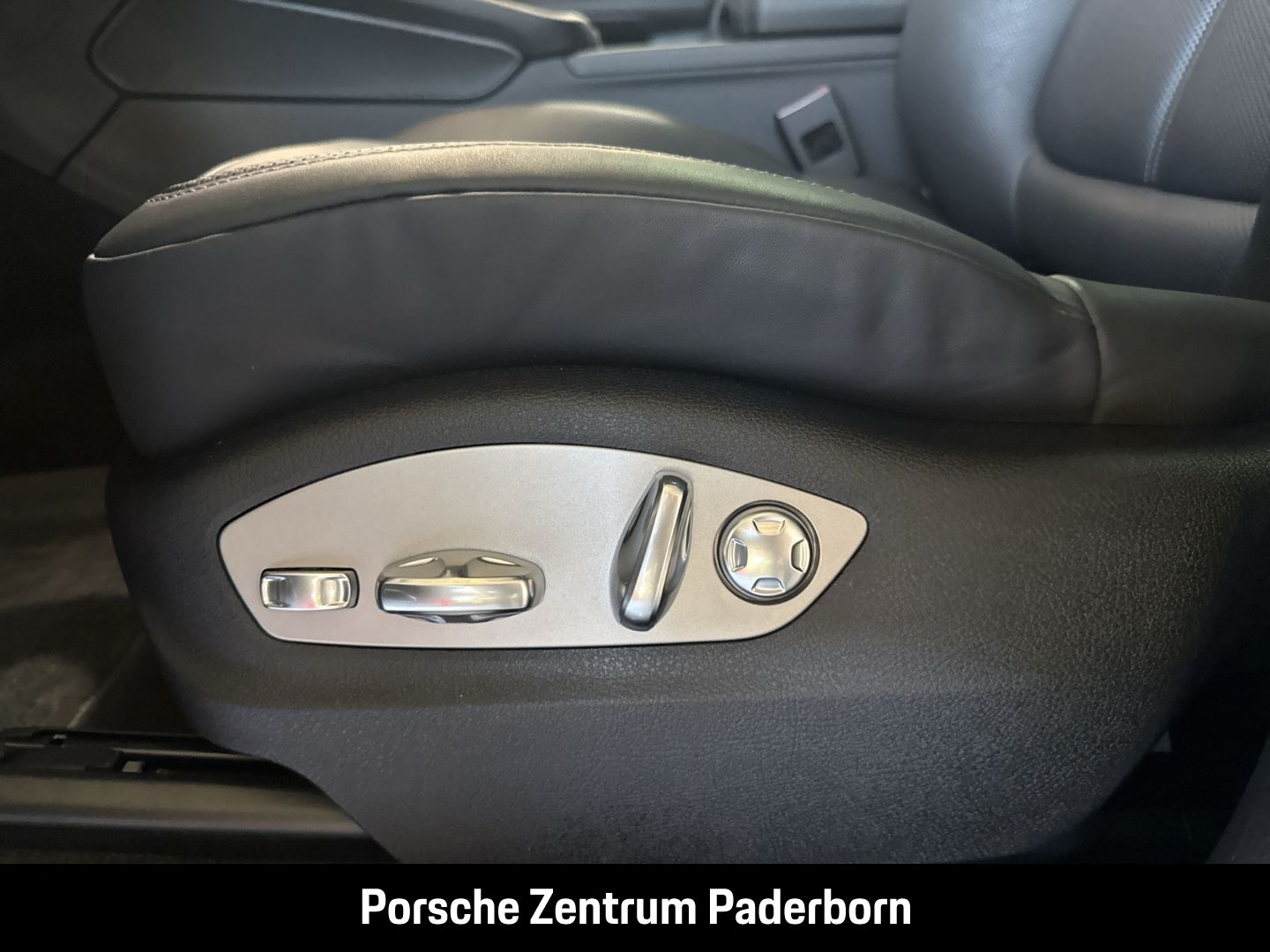 Porsche Macan S Burmester Sportabgas Surround-View PASM foto 23