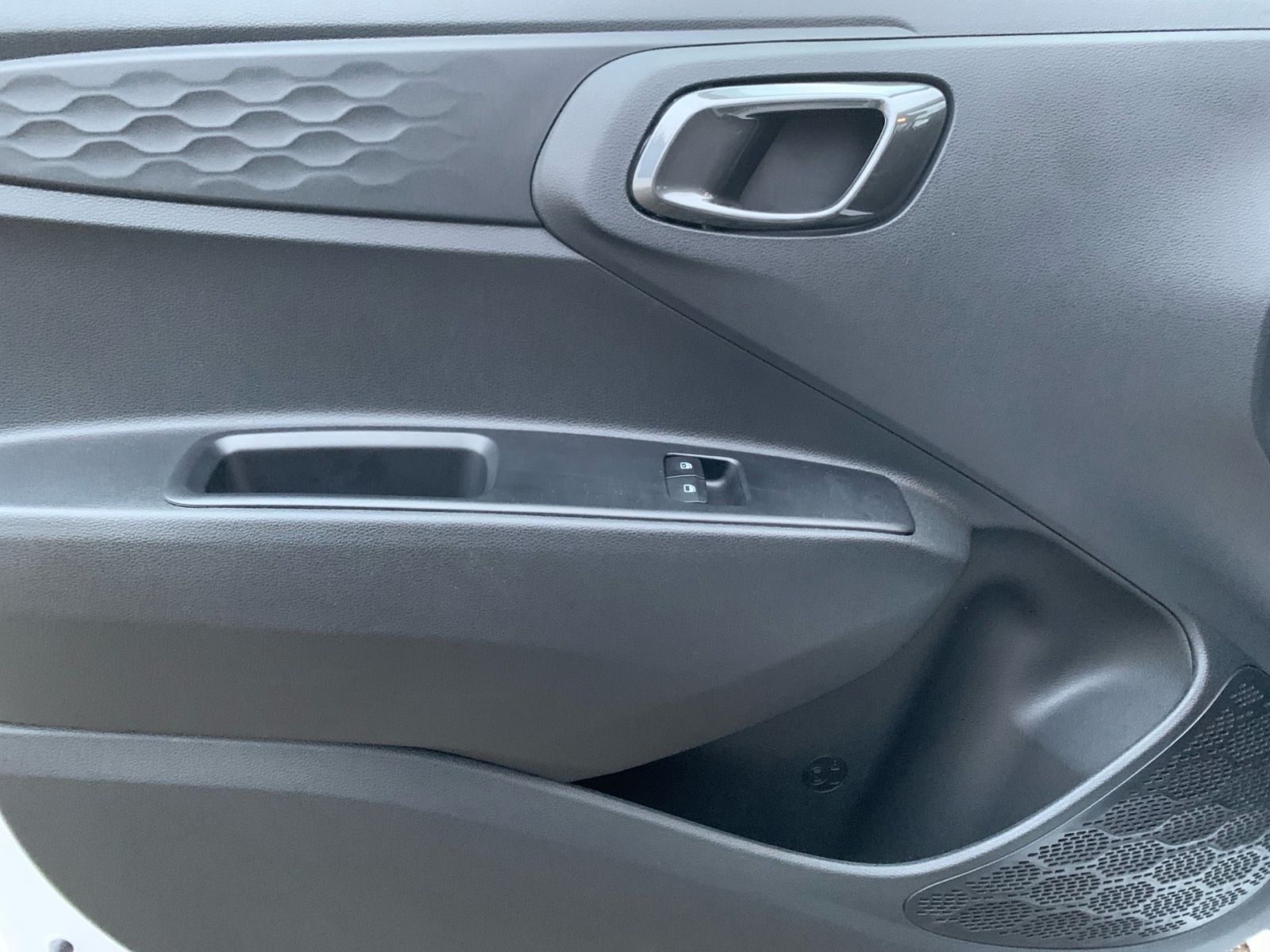 Fahrzeugabbildung Hyundai i10 1.0 Select Navi Kamera