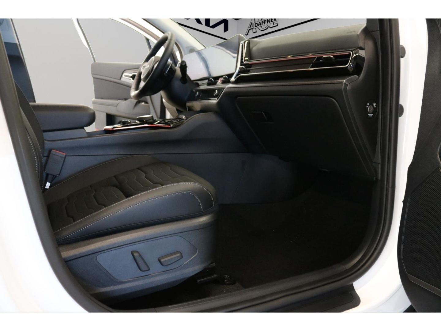 Fahrzeugabbildung Kia Sportage Spirit 1.6 T-GDI MHEV 360°Kamera Navi