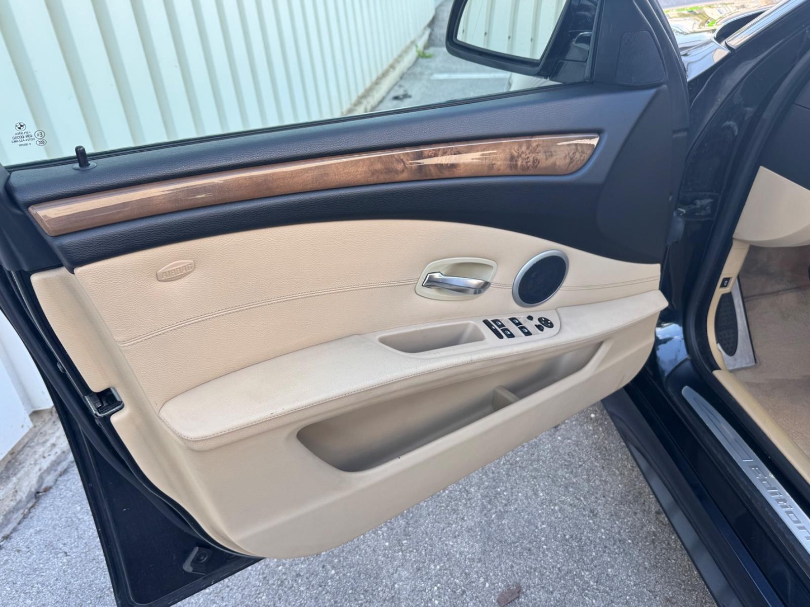 BMW 530 iA Touring 272 ch • BVA • Pack M • Cuir • Toit Ouvrant