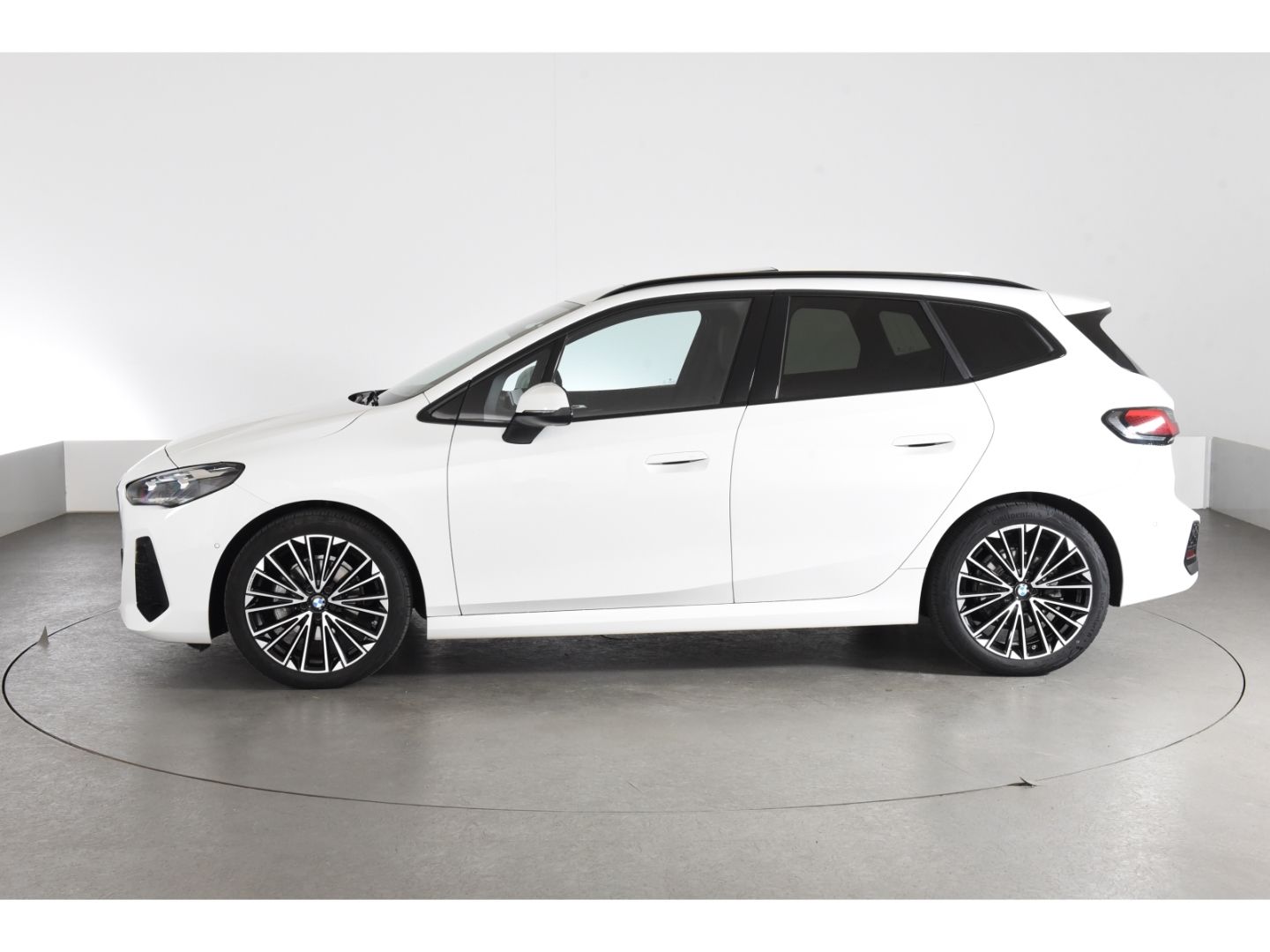 BMW 220 Active Tourer i M Sport Panoramadach Anhänge foto 3
