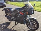 Kawasaki GPZ 900 R - KAWASAKI GPZ 900 R