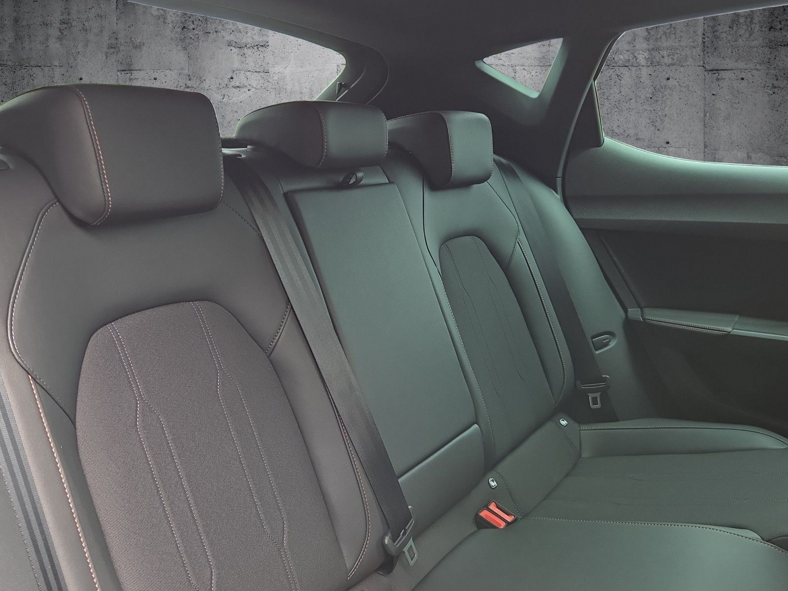 Leon "Pure Performance" 1.5 eTSI 110kW DSG NAVI