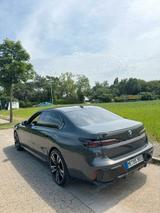 BMW 740d xDrive-M Sport, Sky Panorama, TV, B&W,  - BMW 740 in Duisburg