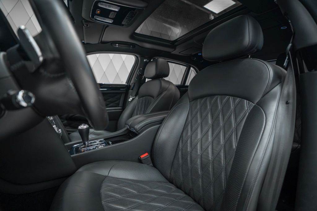 Mulsanne 6.8 Speed BLACK/BLACK - Bild 11