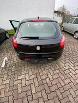 Fiat Bravo 1.4 16V T-JET 88kW Dynamic Dynamic - Fiat Bravo mit Benzin-Antrieb