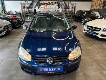 MYAUTOCENTER – Gebraucht- und Jahreswagen mit Werkstattservice in Pfaffenhofen Volkswagen Golf V Lim. Trendline *TÜV*Klima*