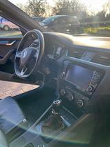 Skoda Octavia Combi RS DSG, 1. Hand,BlackEdition - Skoda Octavia Combi mit Diesel-Antrieb