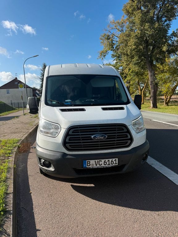 Image of Ford Transit