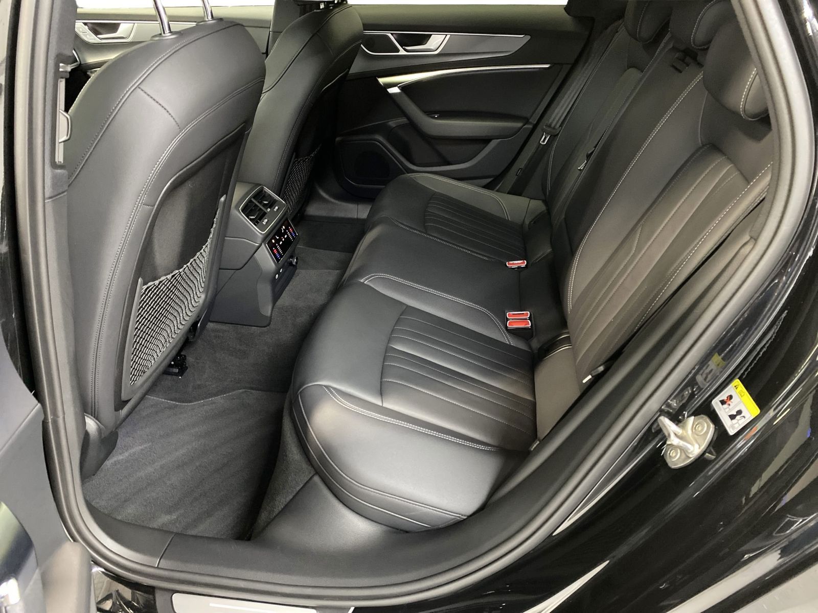 Audi A6 - Bild 8
