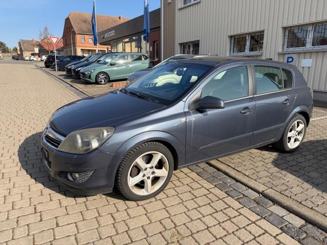 Opel Astra H 1.9 CDTI COSMO + NAVI UVM