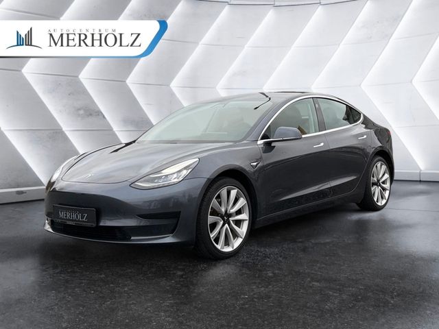 Tesla Model 3 Standard Range Plus RWD 19" Performance