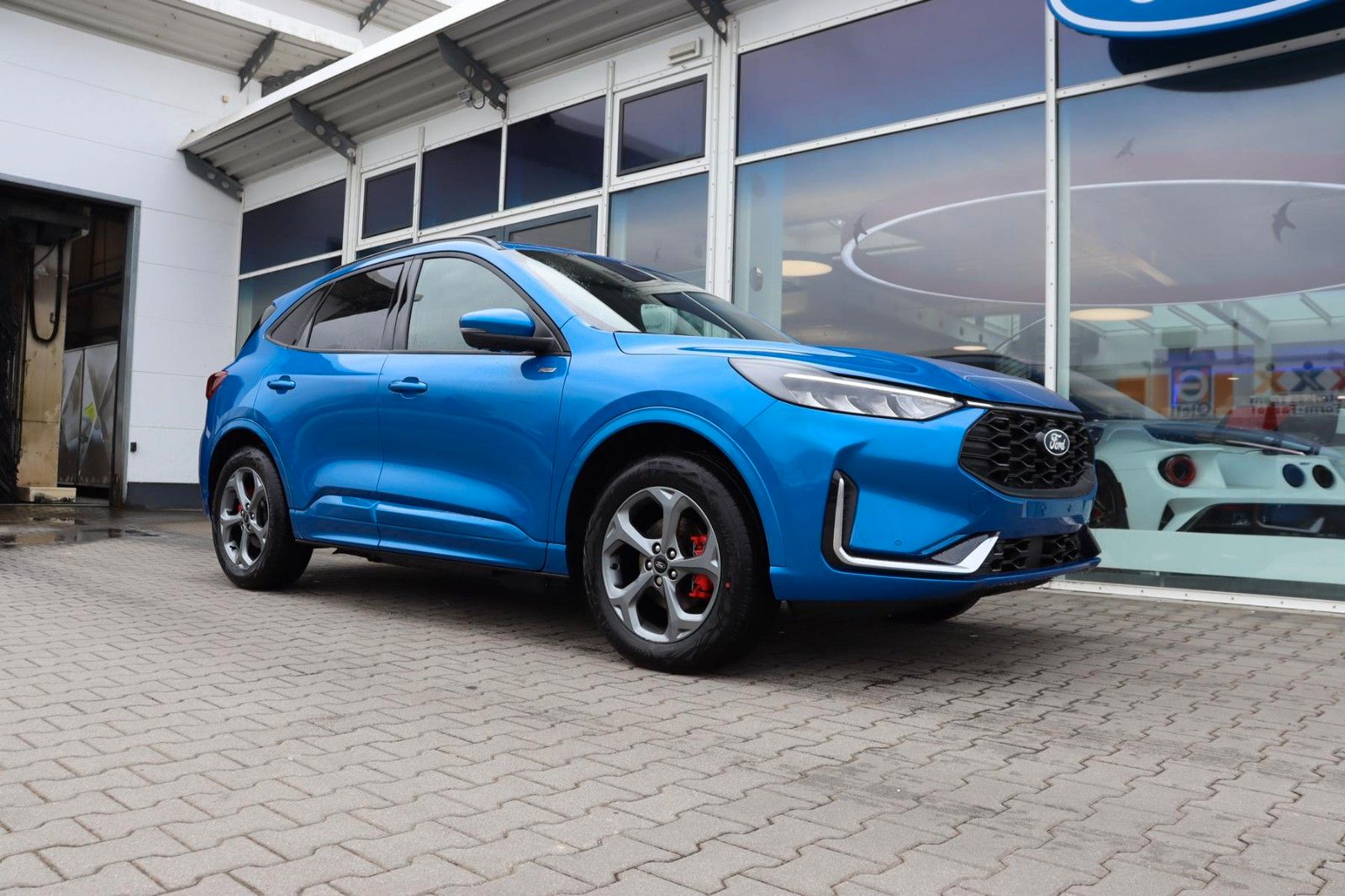 Ford Kuga ST-Line X 2.5 PHEV LED TWA NAVI 4,99% FIN*