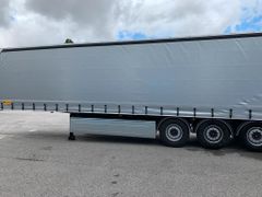 Fahrzeugabbildung Wielton Curtain Master Standard