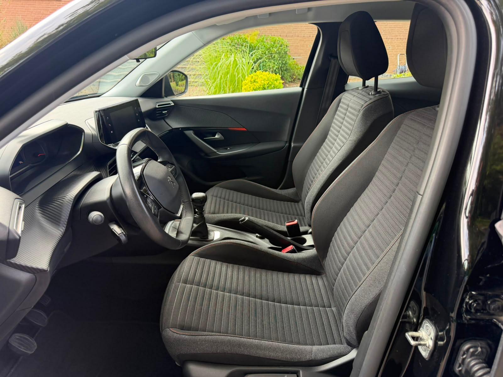Peugeot 2008 Active*KLIMA*SHZ*NAV*KAM*