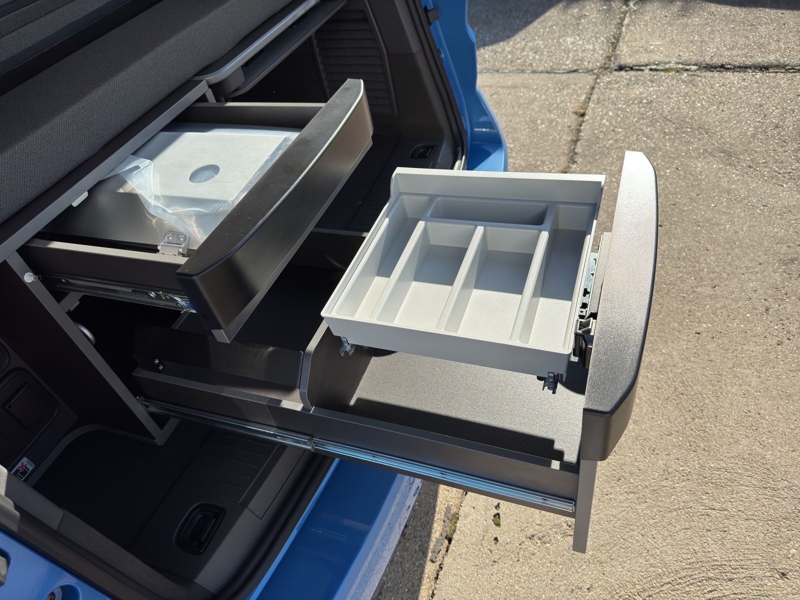 Fahrzeugabbildung Volkswagen T7 California Beach Tour 7- DSG AHK NAVI ACC SIT