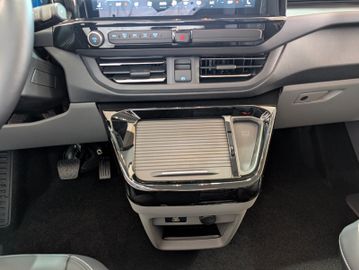 Ford Tourneo Custom Aut L1 Tit X 4WD Standheizung