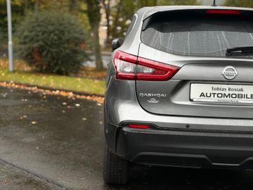 Nissan Qashqai *SHZ*LED*GRA* PDC* MFL* Winterpaket*