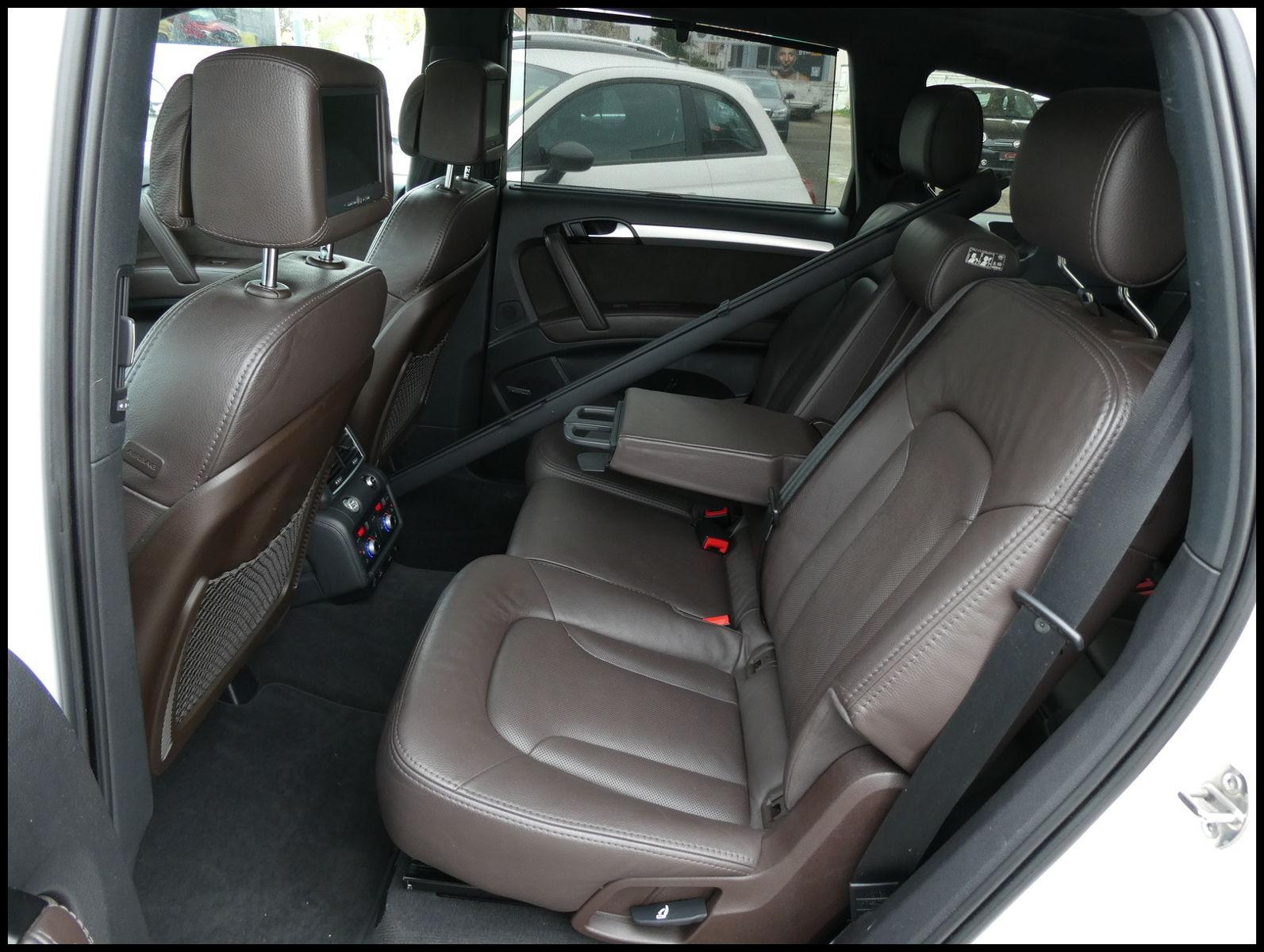 AUDI Q7 3.0 TFSI Q SLINE - 7 places