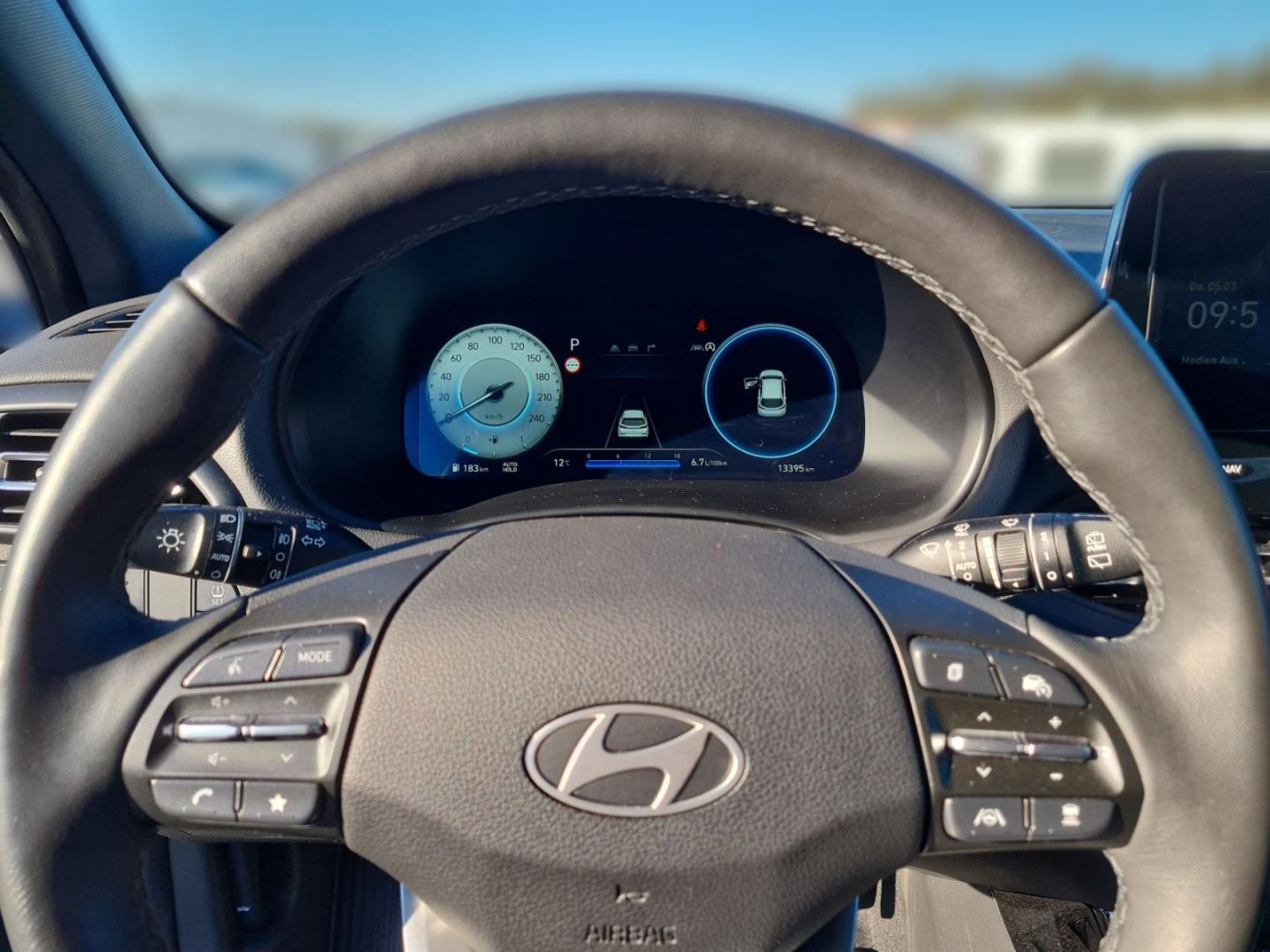 Fahrzeugabbildung Hyundai i30 ADVANTAGE 1.0 AUT. PLUS-P+ALLWETTER+TEMPOMAT