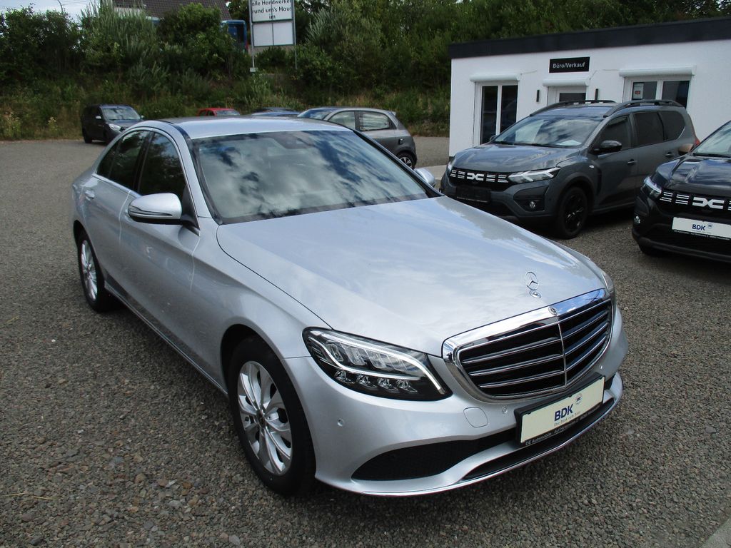 Image of Mercedes-Benz C 180