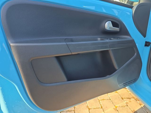 Fahrzeugabbildung Volkswagen e-up! move E 61 E1F