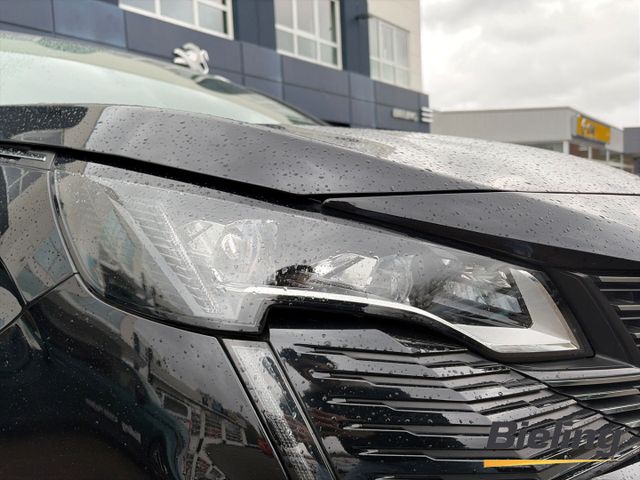 5008 GT 1.2l Hybrid, 7 - Sitzer, NAVI, SHZ, PDC 