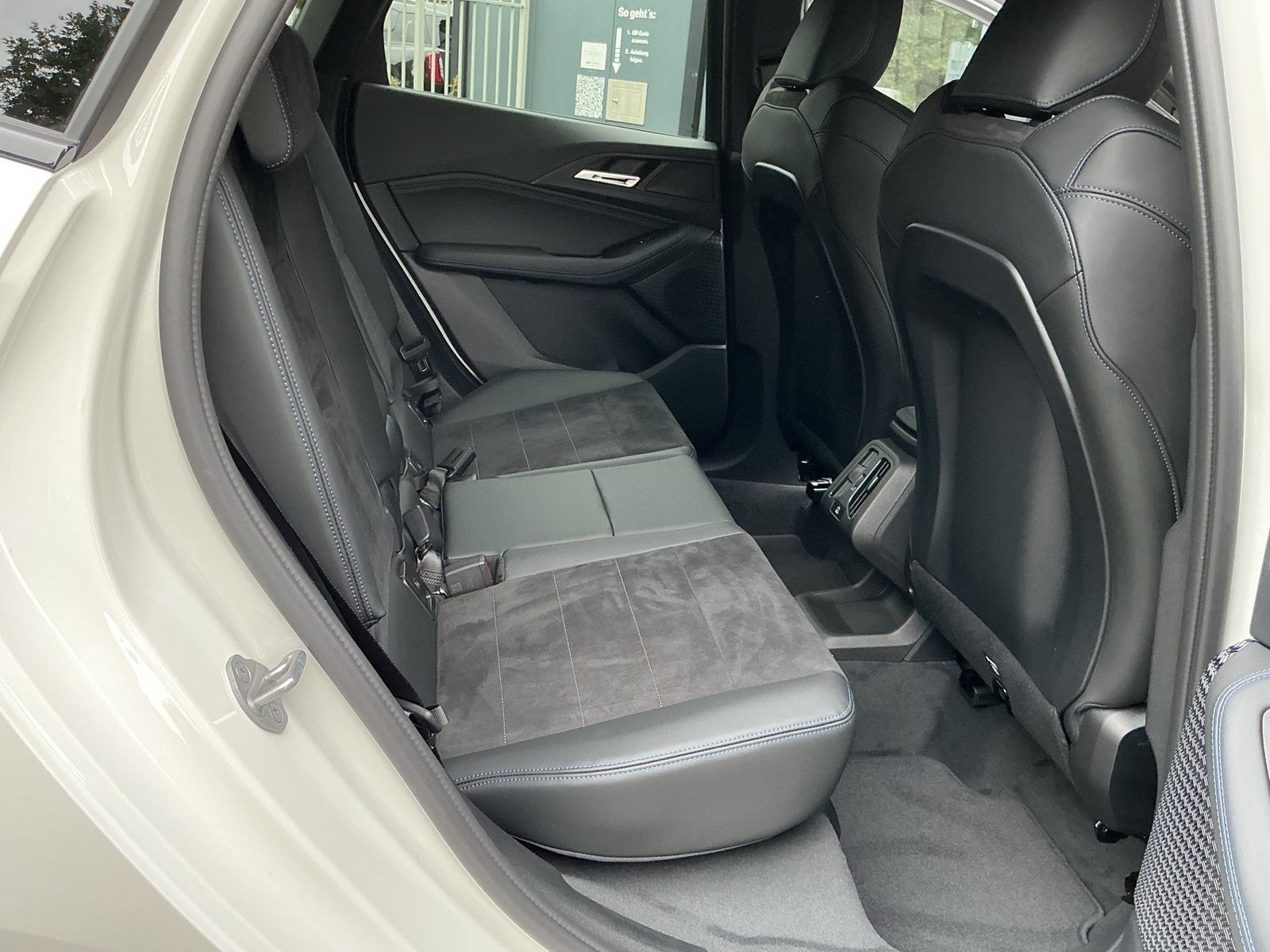 BMW 218 Active Tourer - Bild 14
