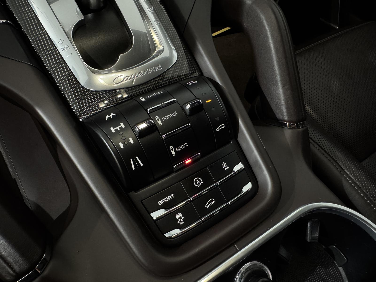 Porsche Cayenne 4.8 GTS*18-Wege*21´´*Pano*Burmester*LUFT