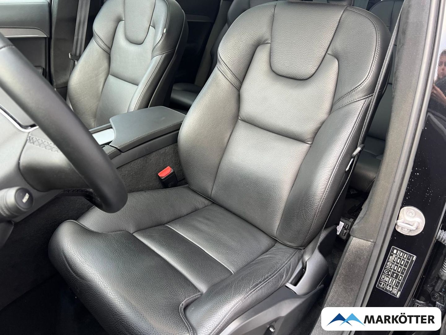 Volvo XC90 T8 AWD Ultimate ACC AHK 360° PANO MEMORY foto 12