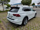 Volkswagen Tiguan Allspace RLINE 4Mot 140KW DSG 2.0 TDI - VW Tiguan Allspace Gebrauchtwagen in Hamburg
