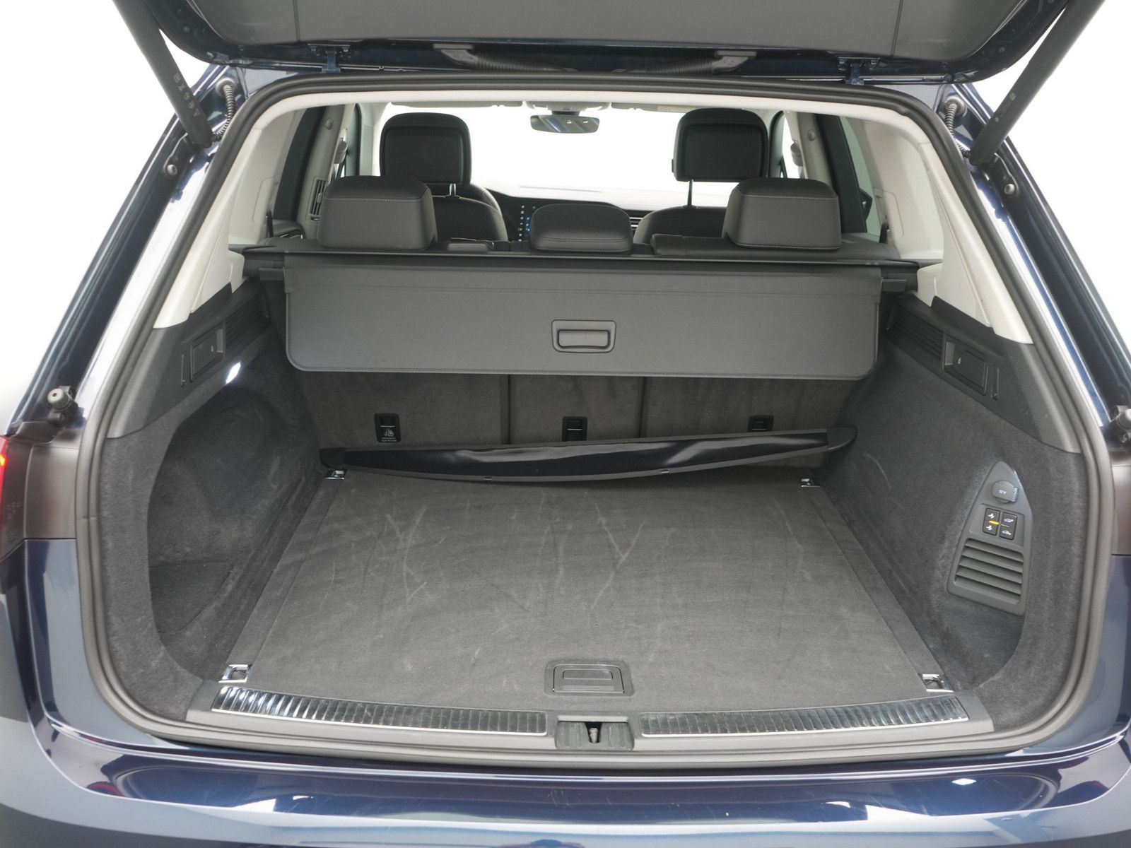 Volkswagen Touareg - Bild 13