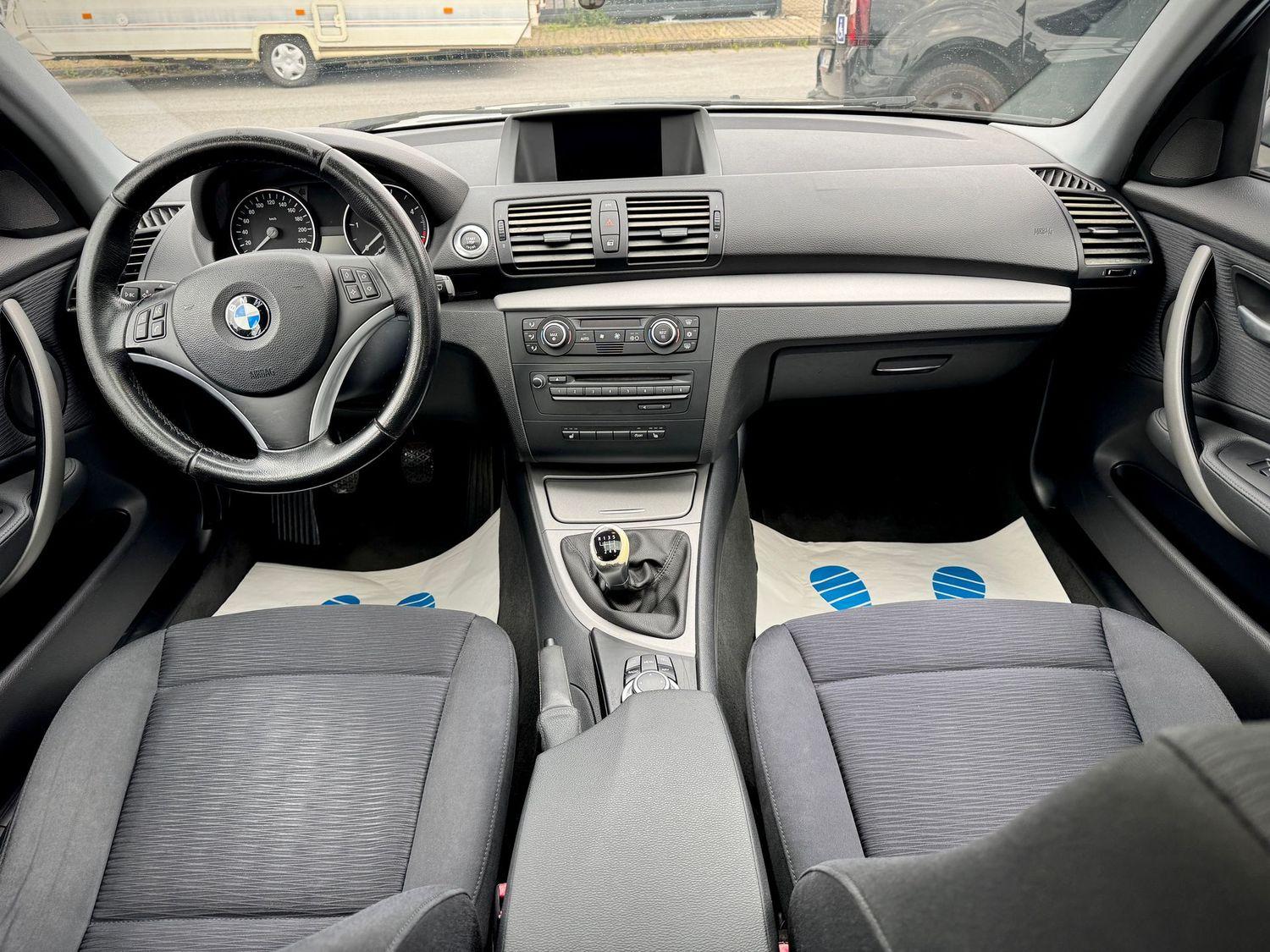 BMW 118 d '2.Hand'Navi'S-Dach'Klima'PDC