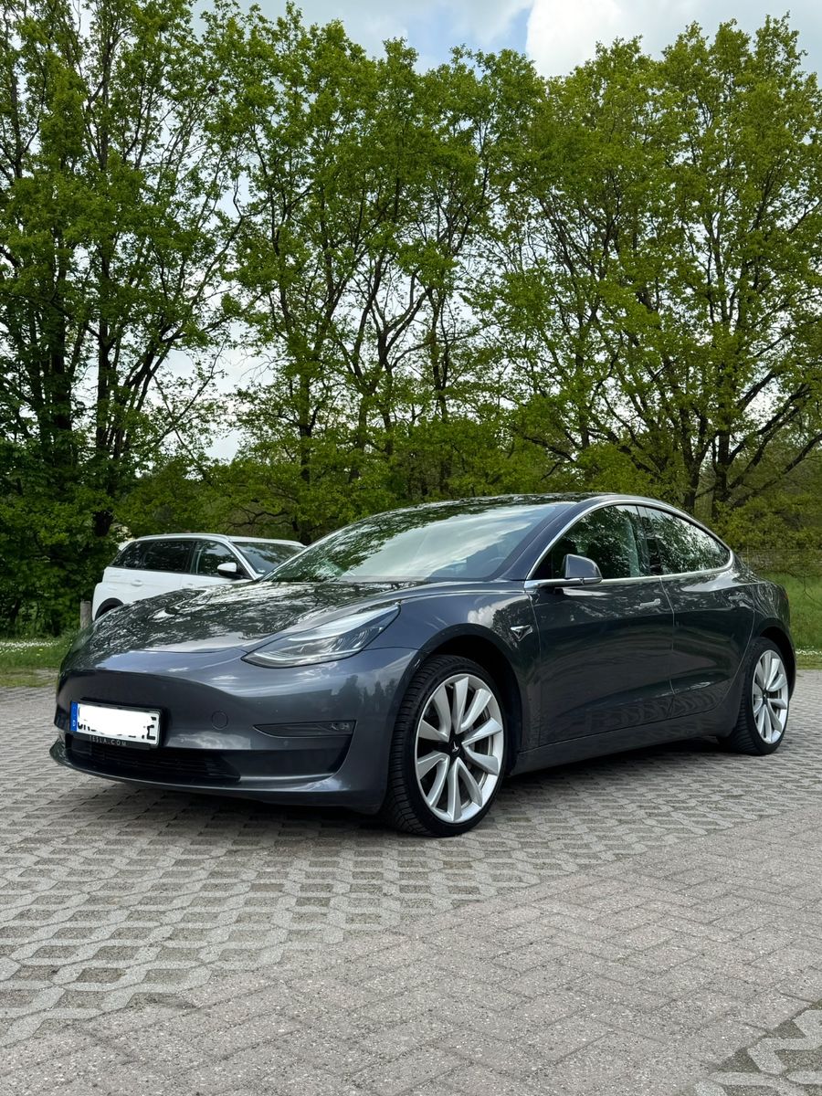 TESLA Model 3 Long Range - Beschleunigungsboost