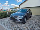 Volkswagen Touareg 3.0 V6 TDI, Allrad, Ahk, Luftfahrwerk - Volkswagen Touareg: 3.0