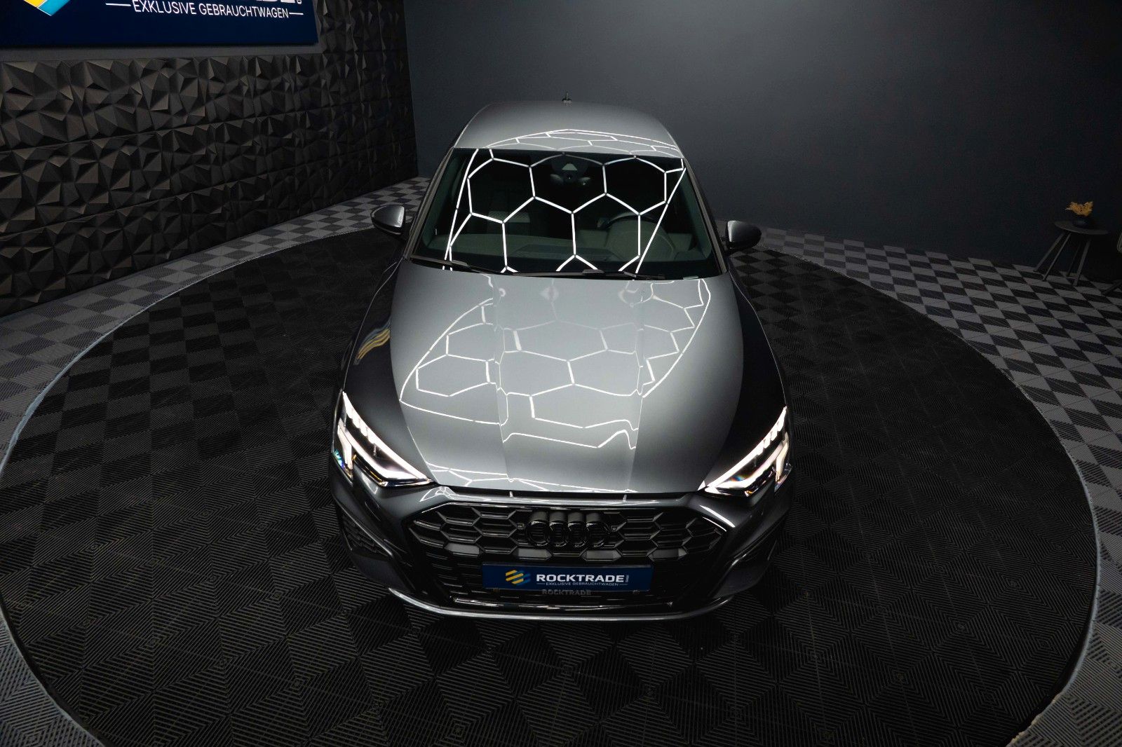 Fahrzeugabbildung Audi A3 Sportback 45 TFSIe S line Plus Night*ACC*B&O*