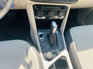 Volkswagen Tiguan - 8