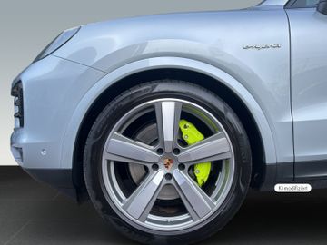 Porsche Cayenne - 8