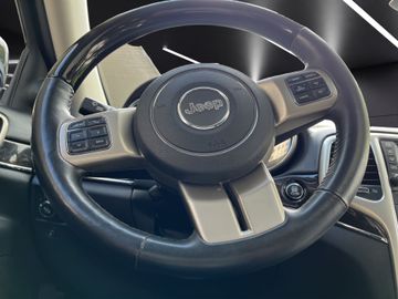 Jeep Grand Cherokee - 10