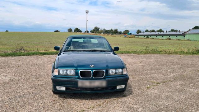 BMW Bmw 318 i Cabrio E36