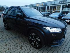 Fahrzeugabbildung Volvo XC90 B5 D AWD R-Design