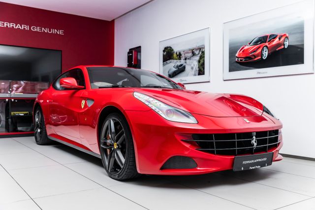 FERRARI FF