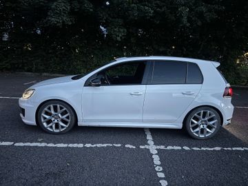 Volkswagen Golf - 4