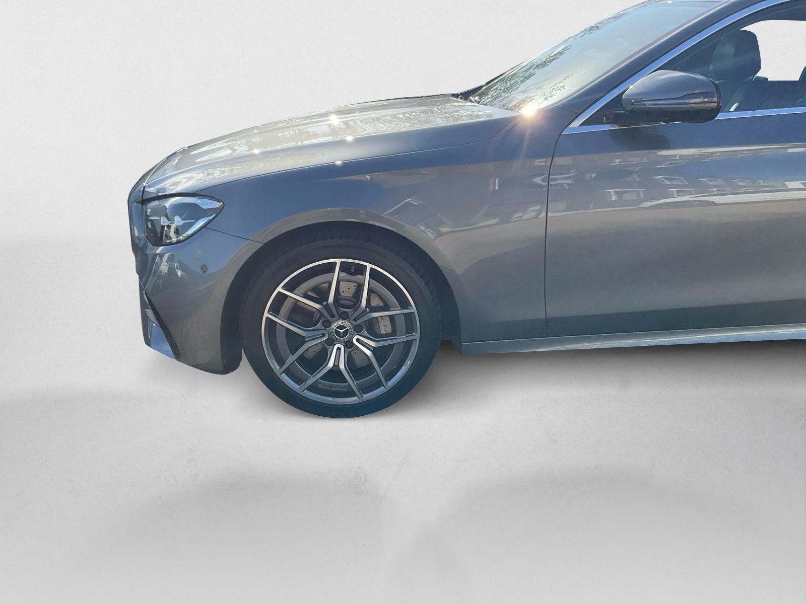 Mercedes-Benz E 300 T-Modell AMG Line MBUX CARPLAY AHK 360°