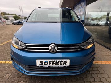 Bild 4 VW Touran Comfortline 1.4 TSI AHK Navi Rear View