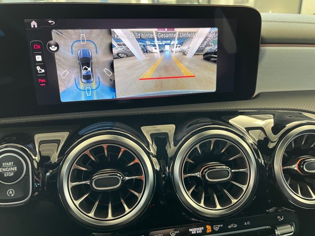 Fahrzeugabbildung Mercedes-Benz CLA 180 Coupé AMG Night Distronic+ Pano LED 360°